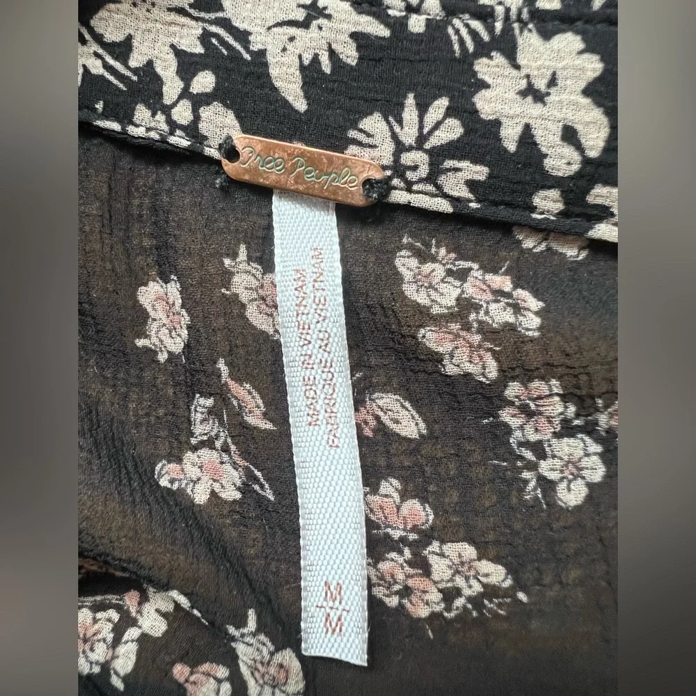 FreePeople Serena Black Floral Blouse Sheer Button Up Ditzy Cottage Witch Size M - Picture 13 of 16